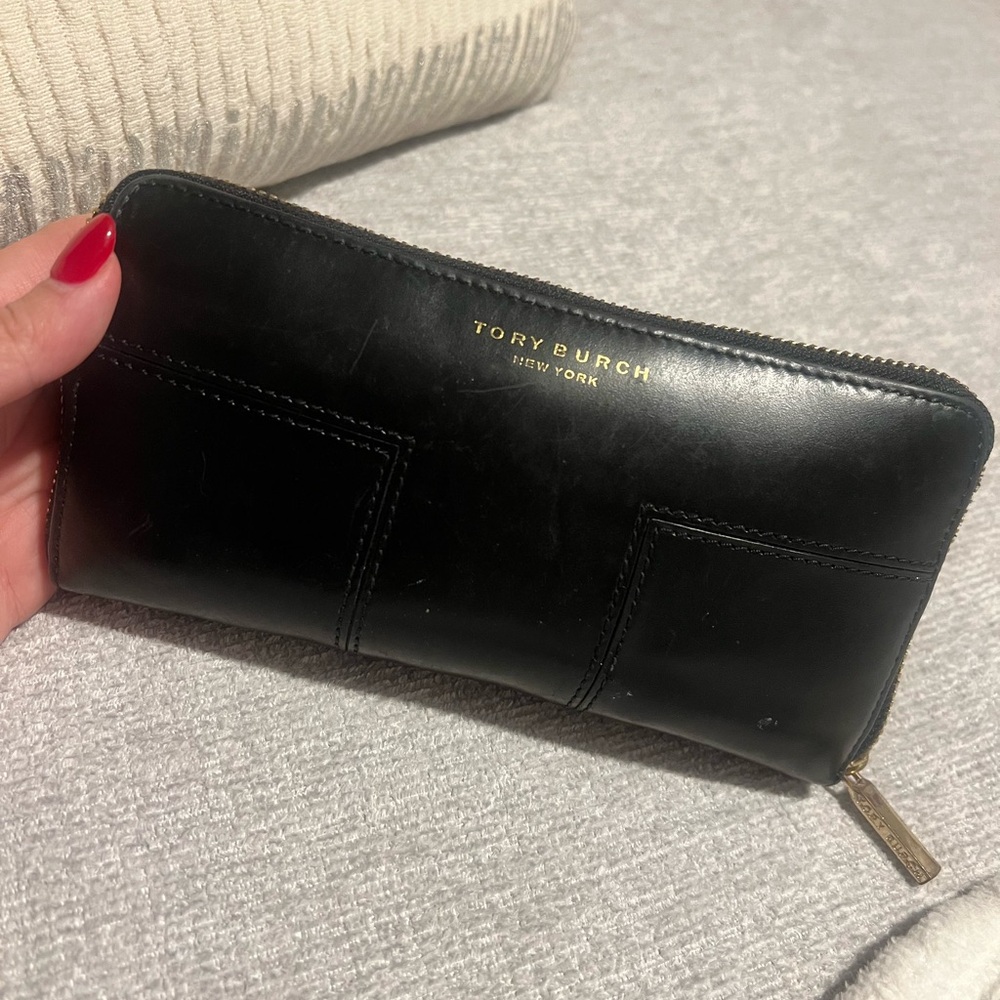 Tory Burch Black Zip-Around Wallet